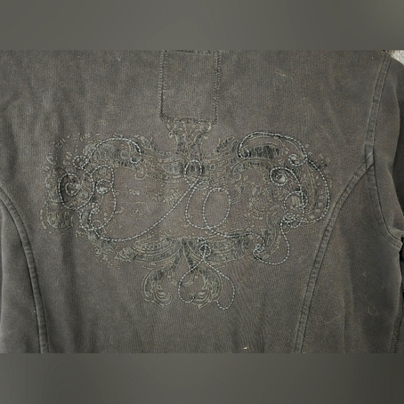 Black Sweater - Picture 3 of 4